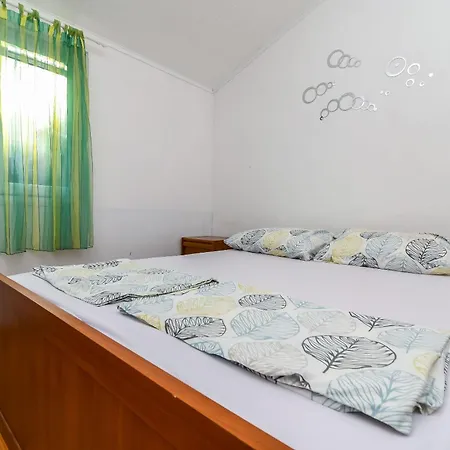 Apartment Denis - Terrase And Sea View Donji Okrug (Ciovo)