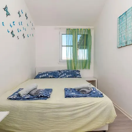 Apartment Denis - Terrase And Sea View