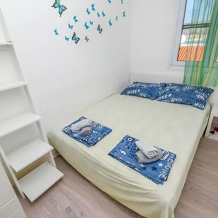 Denis - Terrase And Sea View Apartment *